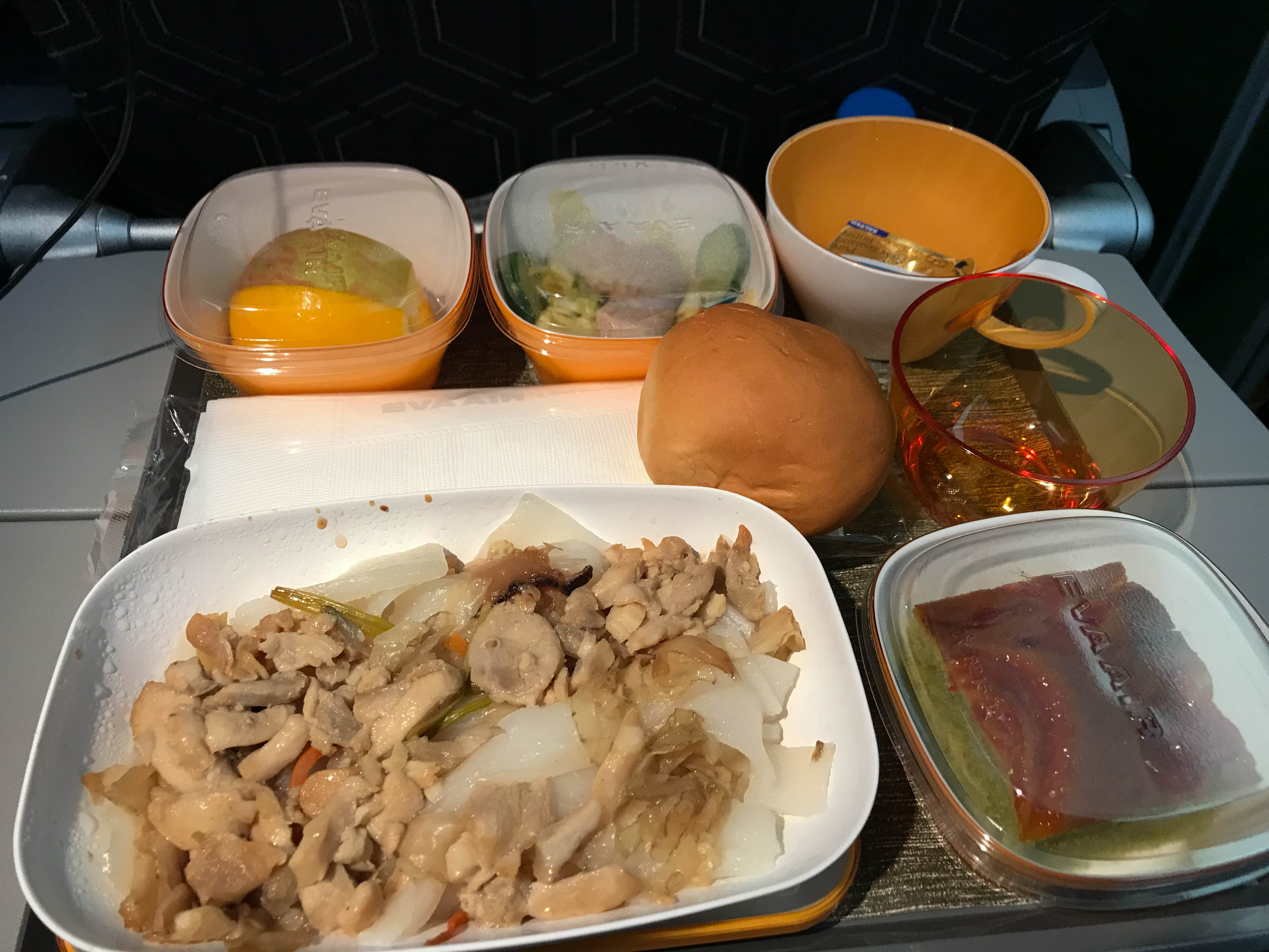 EVA航空の機内食（台北-新千歳）
